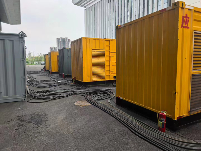 柳州不同季节柴油发电机组保养有哪些注意事项？